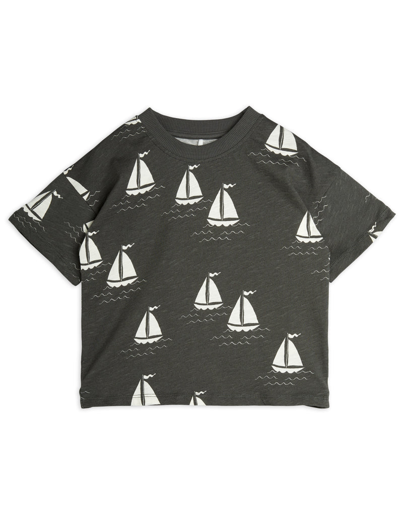 Mini Rodini Sailing Boats aop ss Tee Grey