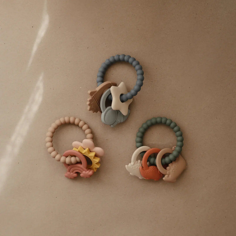 Mushie Teething Ring Space