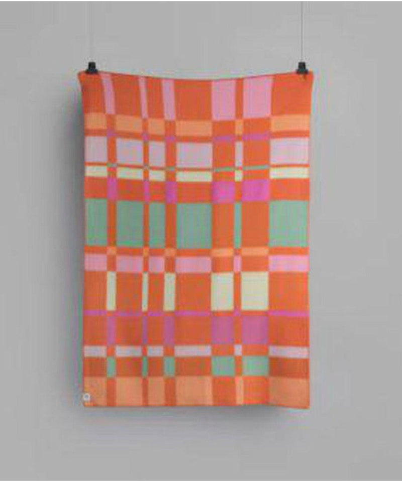 Roros Tweed City Orange Throw