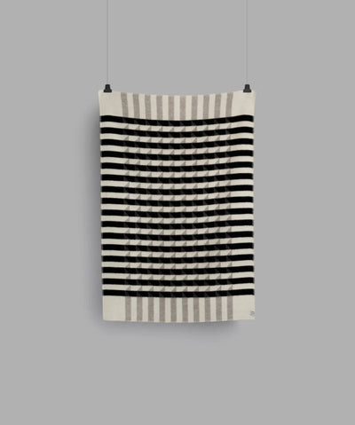 Roros Tweed Kvam Greyscale Throw