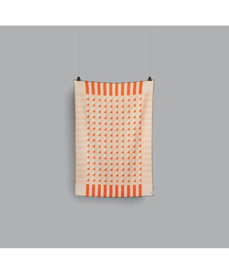 Roros Tweed Kvam Orange Throw