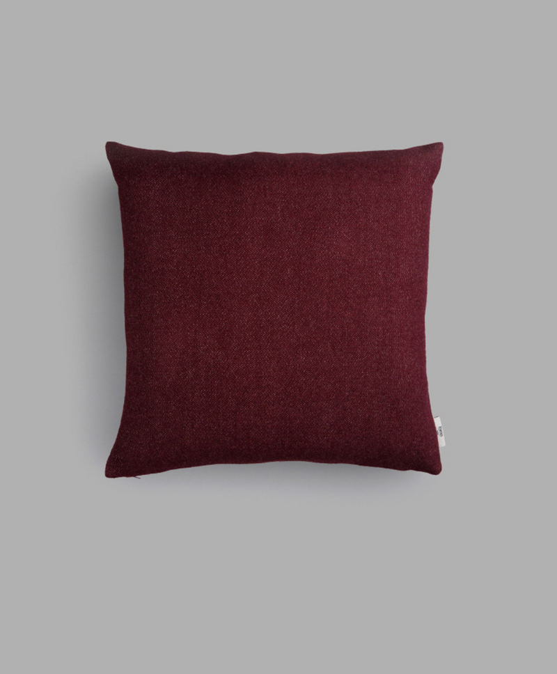 Roros Tweed Stemor Wine Cushion