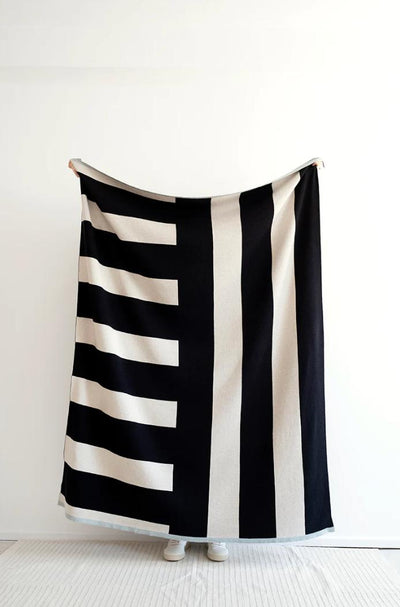 Sophie Home Enkel Throw: Mono