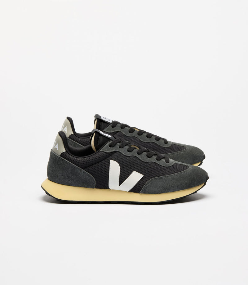 Veja Adult Rio Branco Alveomesh Black White