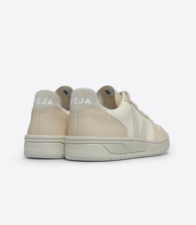 Veja Adult V-10 Chromefree Leather Multico Cashew Pierre