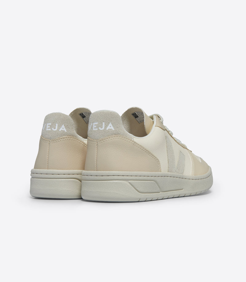 Veja Adult V-10 Chromefree Leather Multico Cashew Pierre