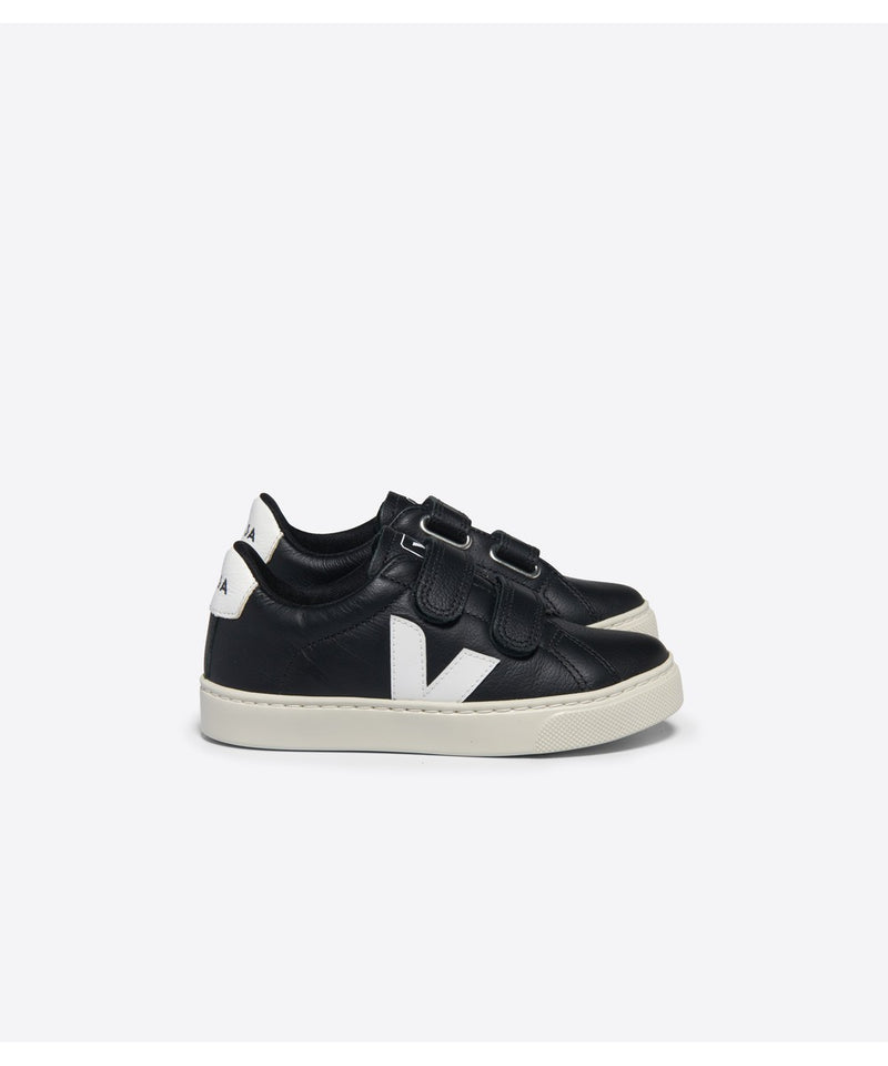 Veja Small Esplar Chromefree Black/White